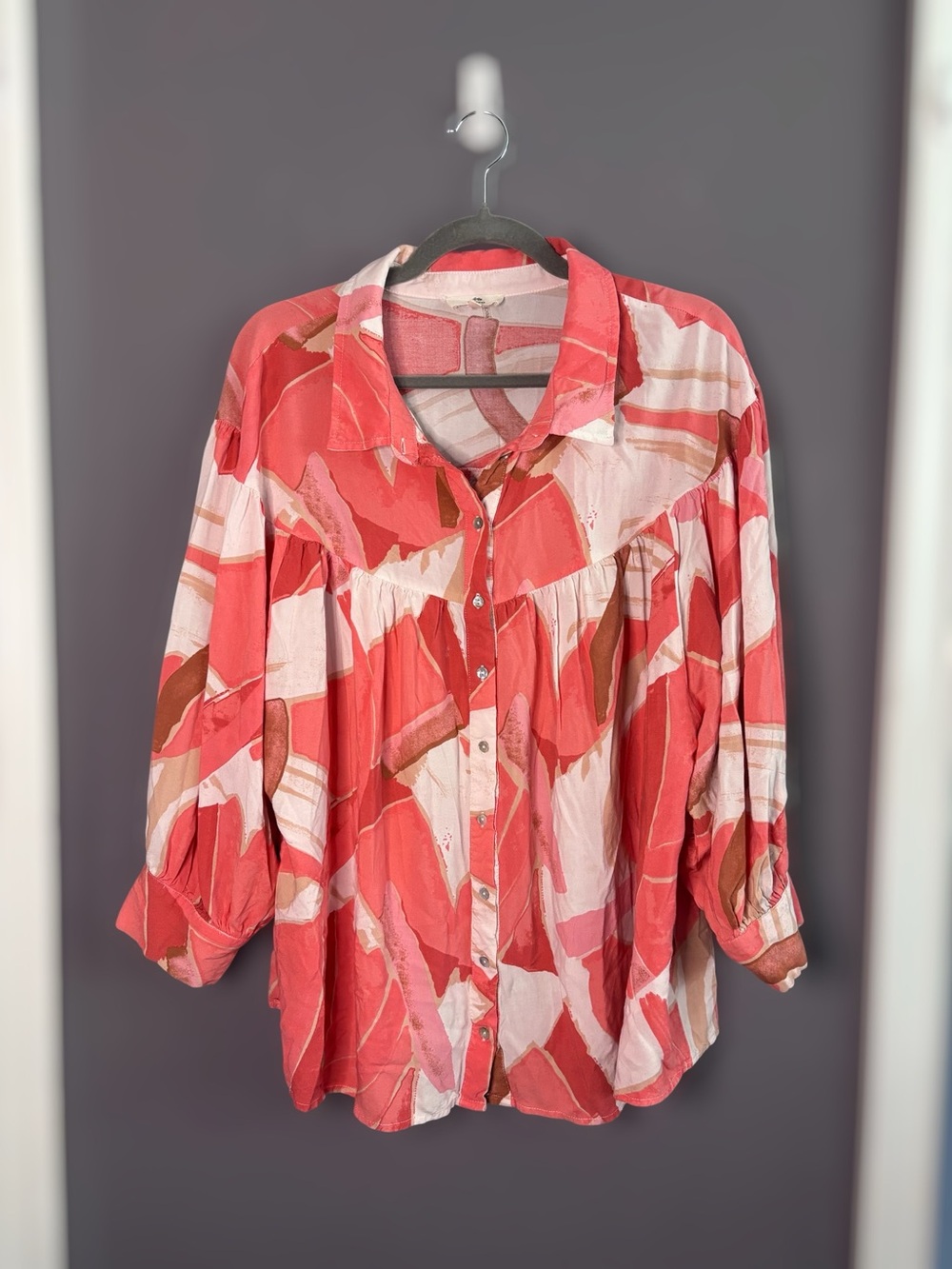 Entro Pink Abstract Print Yoke Gathered Button Down Blouse 1X